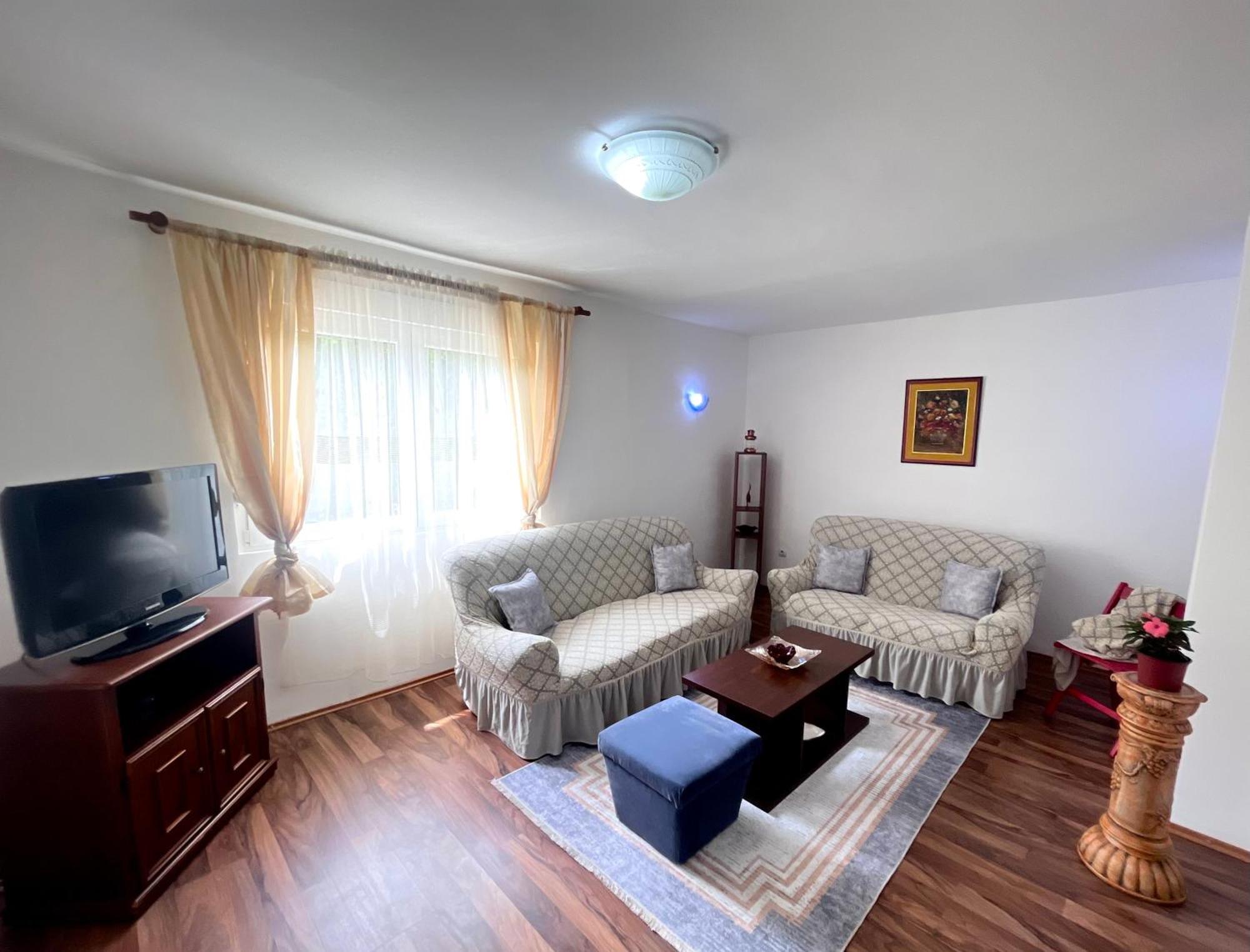Nikšić As Apartment House מראה חיצוני תמונה
